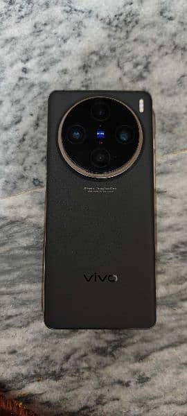 VIVO X100 Pro 16/512 Black 1