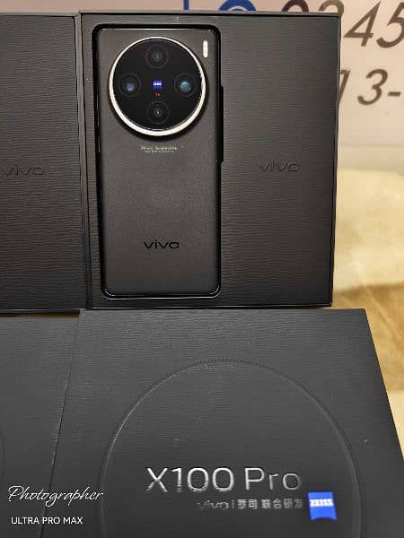VIVO X100 Pro 16/512 Black 4
