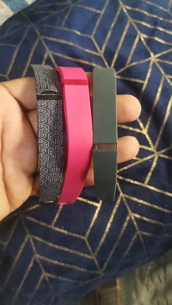 Fitbit charge 3 Fitbit Alta and HR 3
