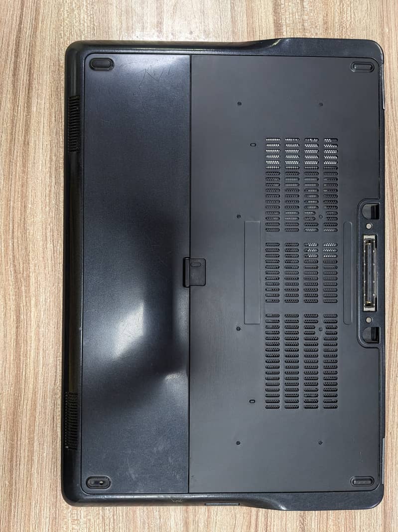 Dell Latitude 7450 Core i5 5th Generation (Touch Screen) 1