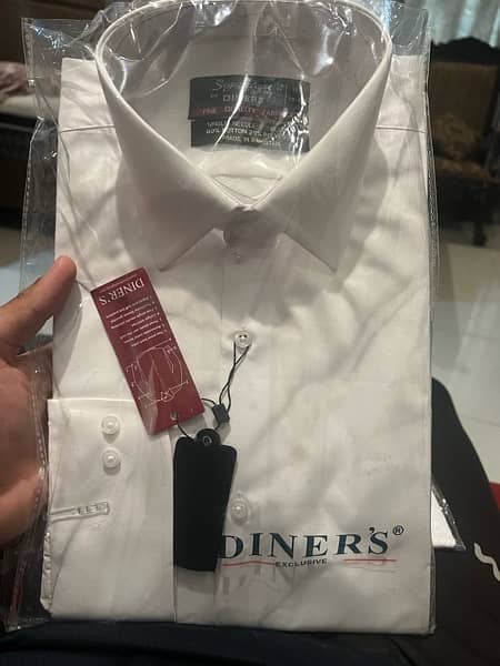 DINERS BRAND NEW WHITE SHIRT 15 1/2 size 2
