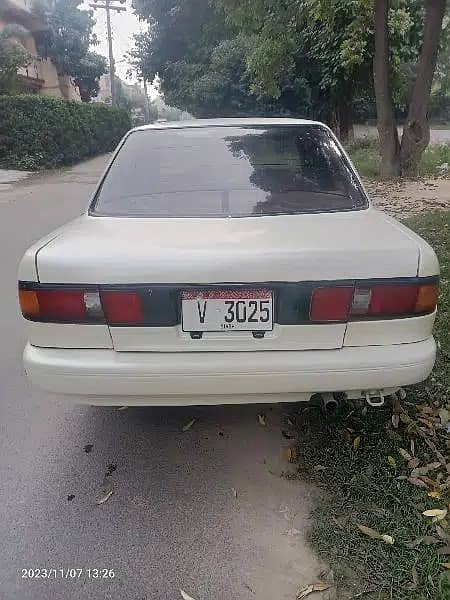 Nissan sunny 1993 model Total in working Condition Just buy and Drive 4