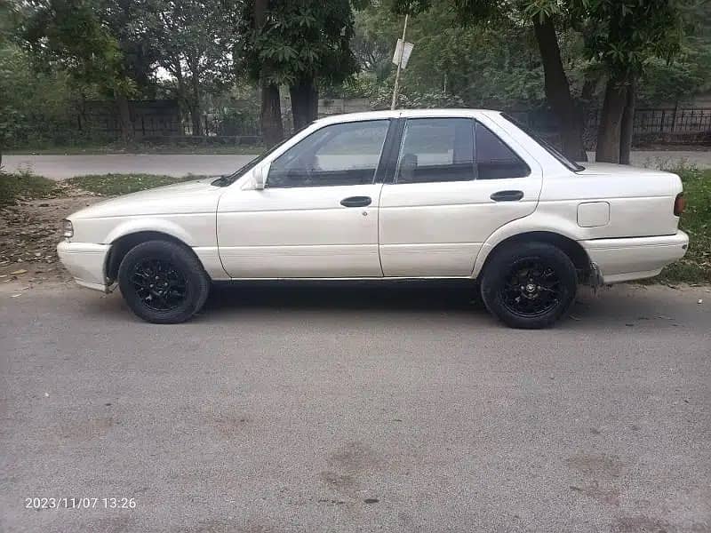 Nissan sunny 1993 model Total in working Condition Just buy and Drive 0