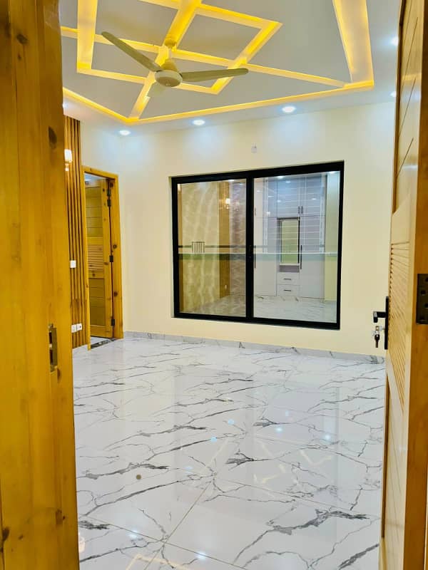 3 Years Installment Base 10 Marla Brand New House In Park View City Lahore 13