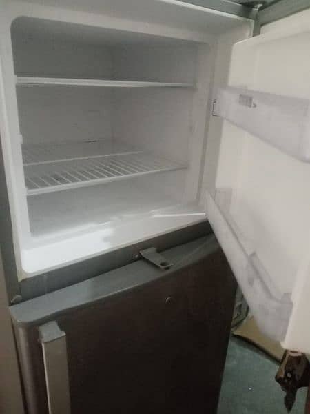 dawlance freezer 9