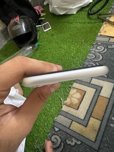 iphone 11 128gb PTA approved 1