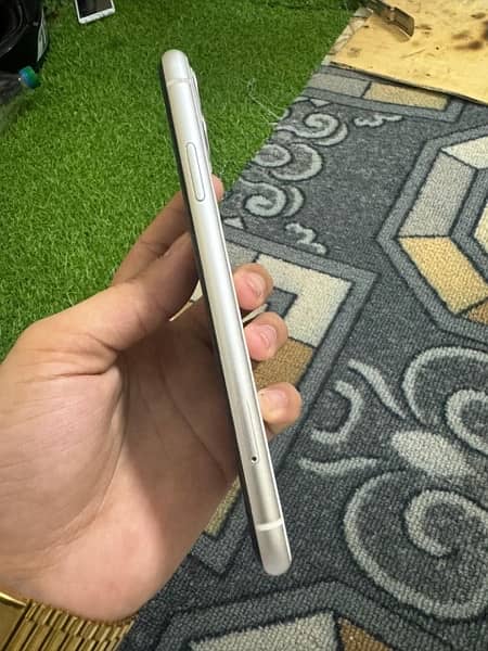 iphone 11 128gb PTA approved 2