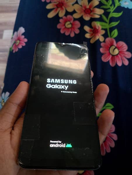 Samsung Galaxy a32 with box or charger 1