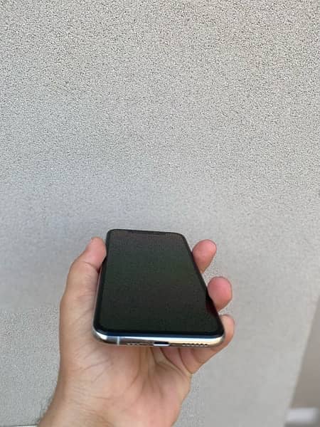 iphone xs with box for sale 3