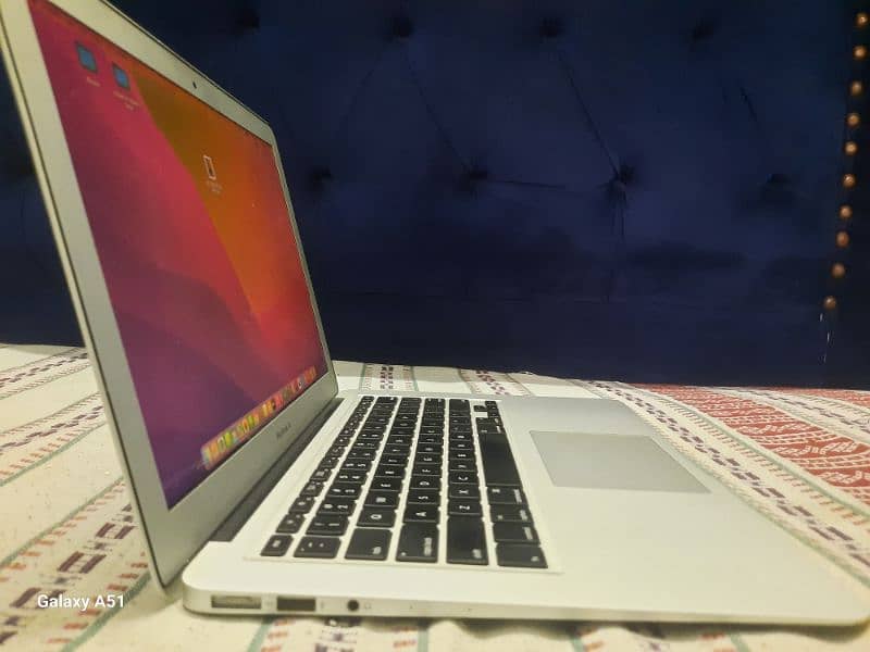 MacBook Air (2015) 8