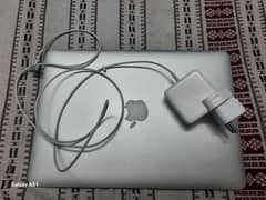 MacBook Air (2015) 0