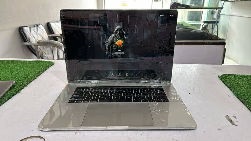APPLE MACBOOK PRO 2012 TO 2024 ALL MODEL AVAILABLE 10/10 CONDITION 1