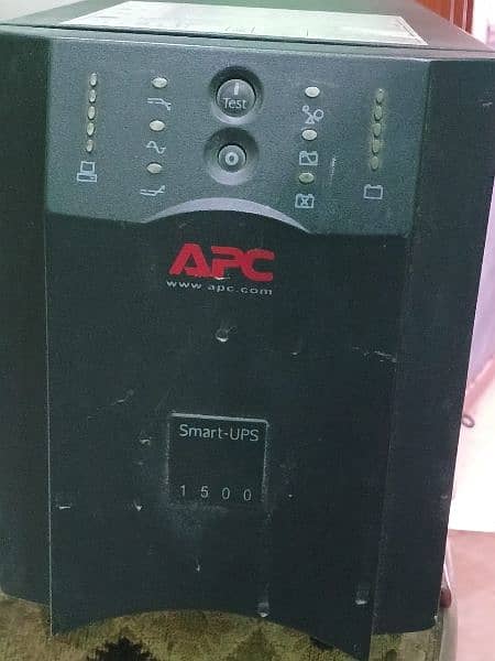 1500 Watt APC UPS 8