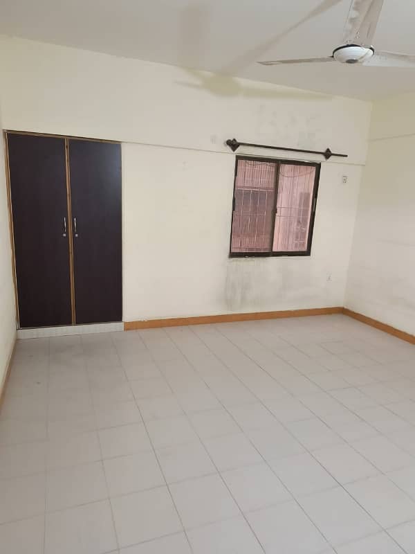 WELL MAINTAINED 3 BED DD FLAT AVAILABLE FOR RENT 0