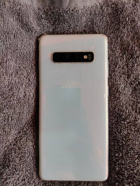 Samsung Galaxy S10+ 9