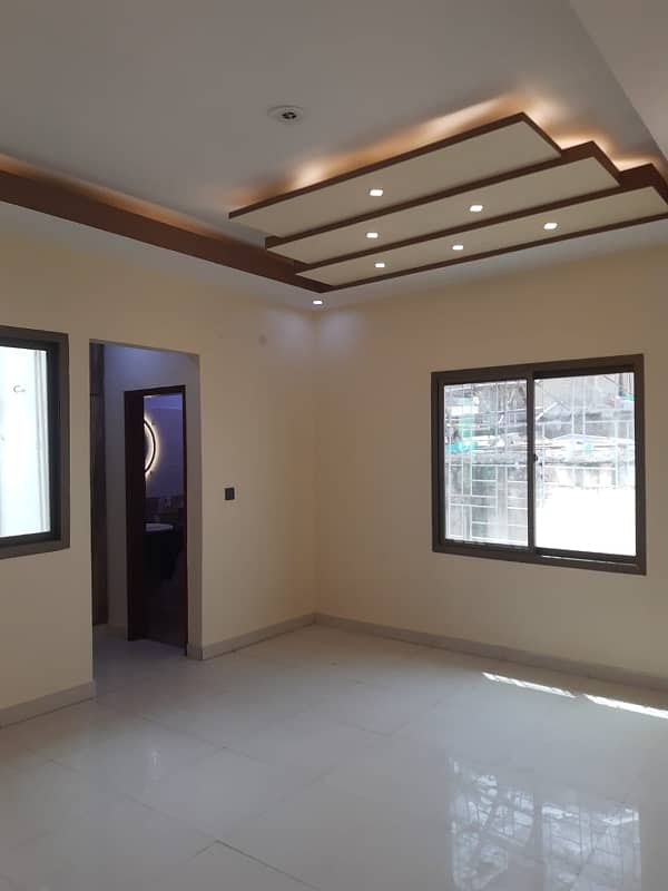 Luxurious 3-Bed Upper Portion With Modern Amenities | Prime Gulshan-E-Iqbal Location 7