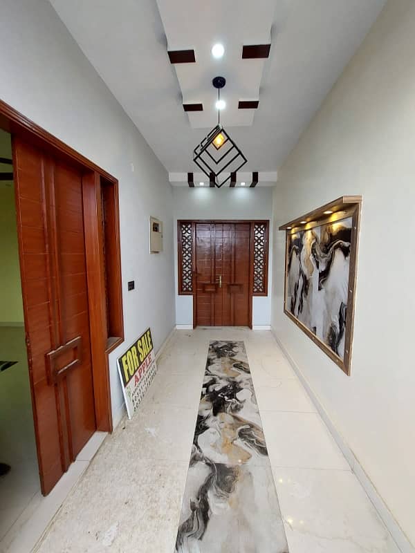 Luxurious 3-Bed Upper Portion With Modern Amenities | Prime Gulshan-E-Iqbal Location 12