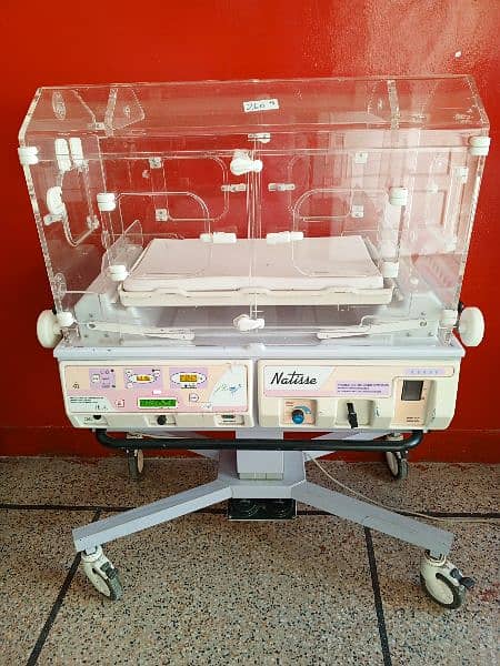 Baby incubator 0