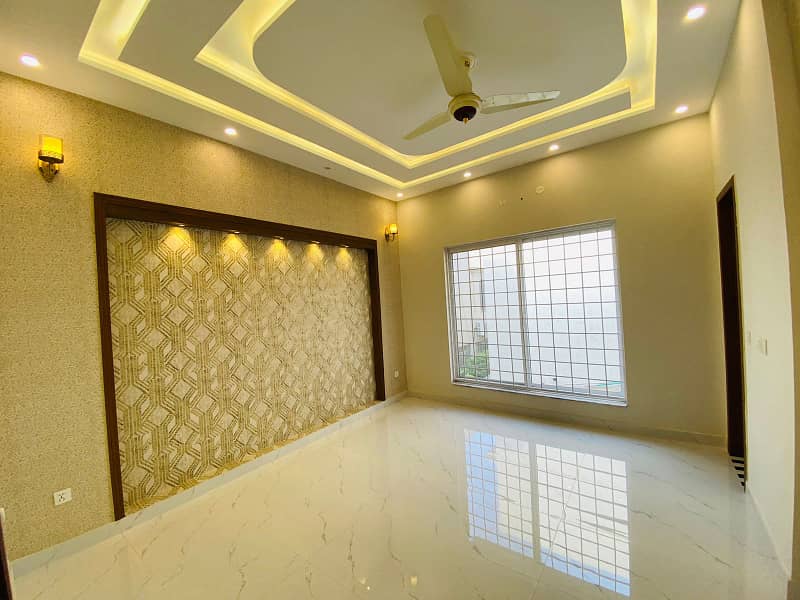 10 Marla Brand New Ultra Modern Lavish House For Sale In Overseas B Block Deal Done With Owner Meeting 12