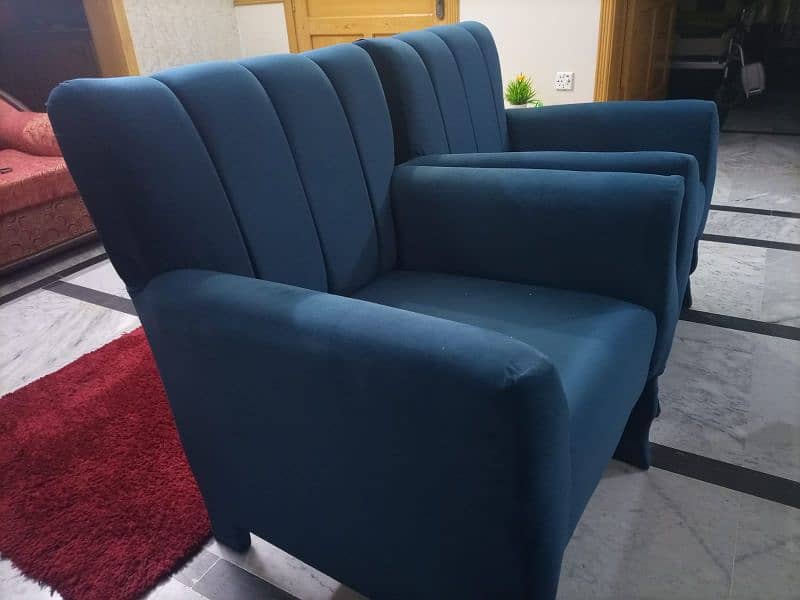 5 Seater suede sofa for sale in blue colour brand new 4