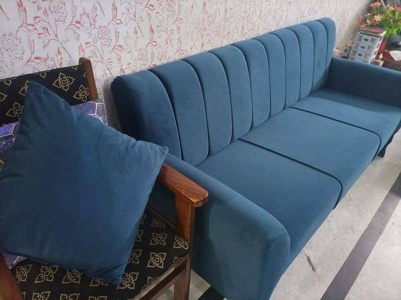 5 Seater suede sofa for sale in blue colour brand new 7