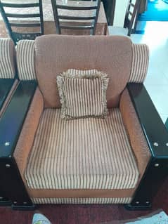 Good condition sofa set for sale in Lahore 0