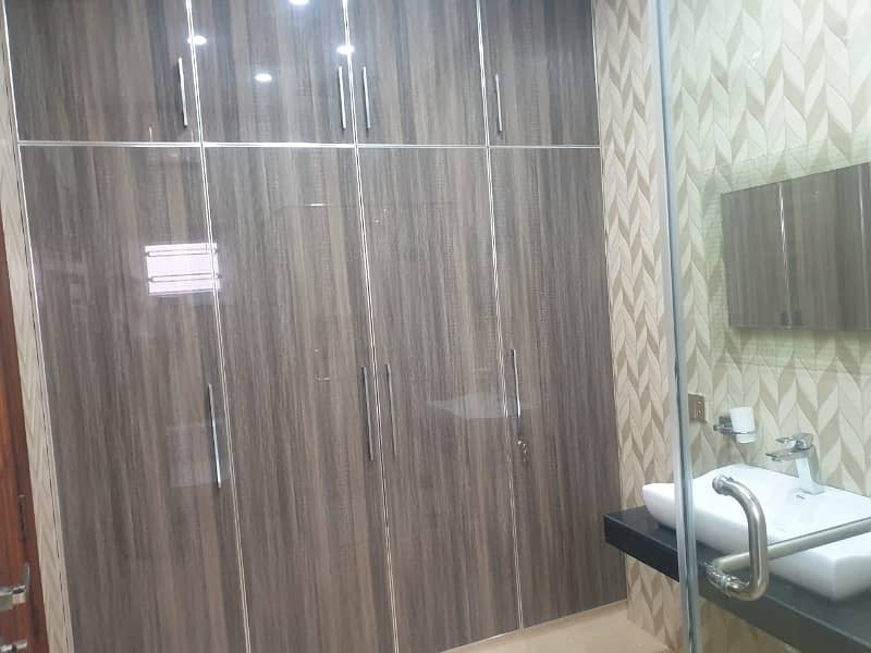 Brand New Tiled 10 Marla Upper Portion Available near UCP Shoukat Khanum Hospital LHR 7