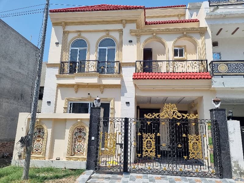 Luxury House for Luxury Lovers in Cheap Price 0