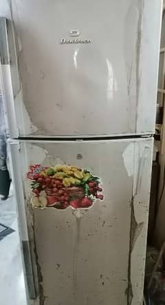 Dawlance fridge big size chill cooling