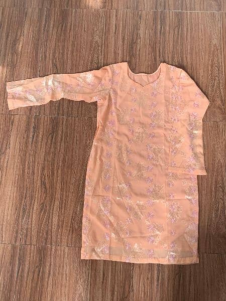peach colour used shirt but in very good condition for sale 4