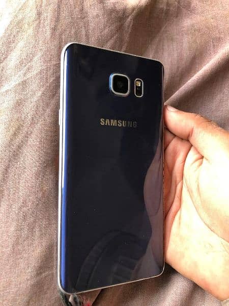 Samsung Galaxy Note5 3