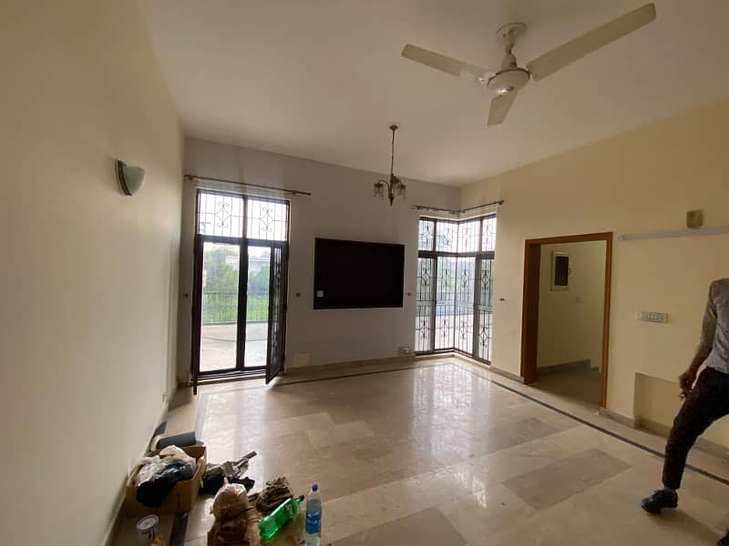 Phase-1 DHA, 1-Kanal House for Rent 1