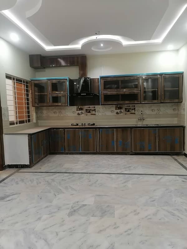 7 marla portion for rent in H-13 Islamabad 4