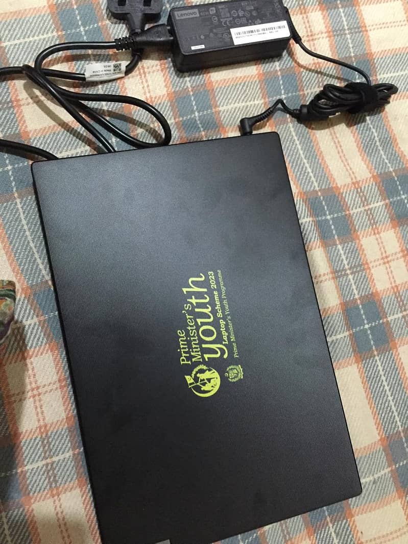 BRAND NEW LAPTOP IS AVAILABLE 1
