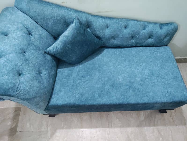 Dewan Sofa for Sell 1
