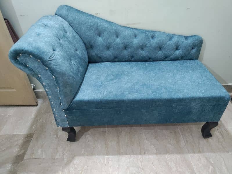 Dewan Sofa for Sell 2