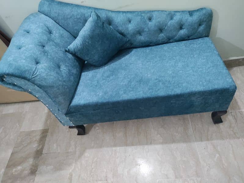 Dewan Sofa for Sell 3