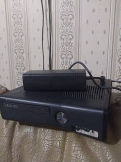 Xbox 360 slim 0