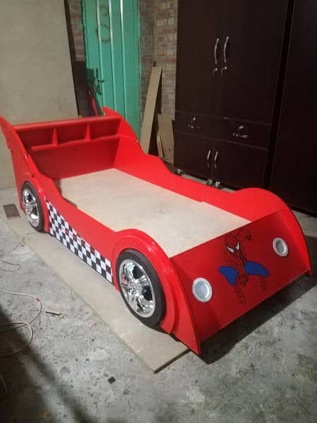 Car Bed With Free Sidetable 17