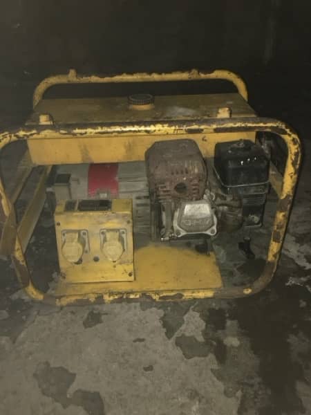 honda generator used condition 15 kva urgent sale 2