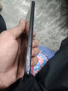 Samsung a31  used mobile panal change daba available charger nahi hy