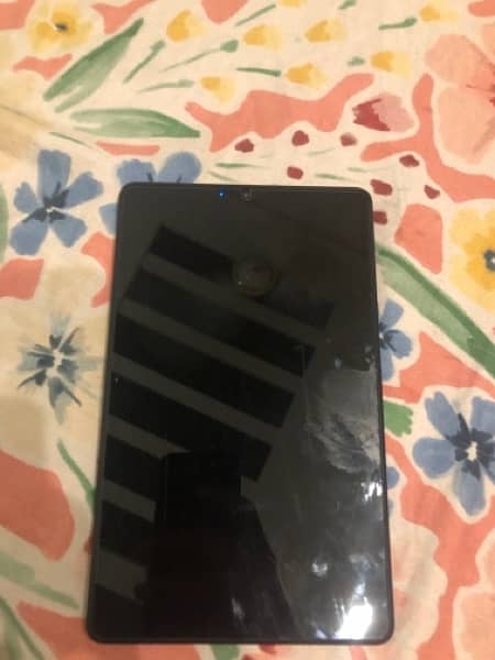 Lenovo  tablets   m8 good   condition   32gb 3