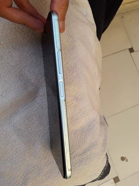 vivo y21 one hand use urgent sell 3