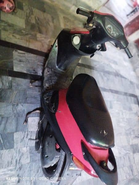 scooty for sale 50 cc 3