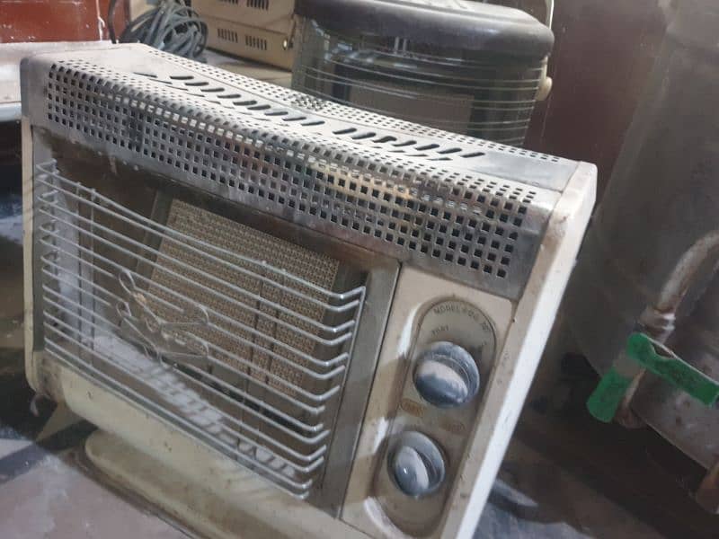 Two gas heaters 1500 each for sale 1