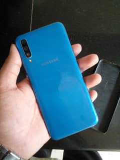 Samsung galaxy a 50 4/128 Ram panel m thora issue ha exchange with 7