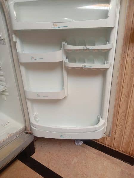 pel Refrigerator for sale 3