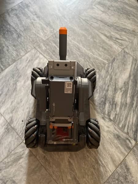DJI RoboMaster S1 0