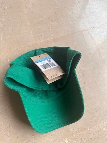 Nike Green Hat Brand New with Tags 2