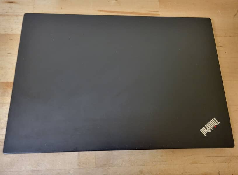Lenovo T470s Ci5 7th Gen Ultra Slim New Condition Laptop - Deal Laptop 1